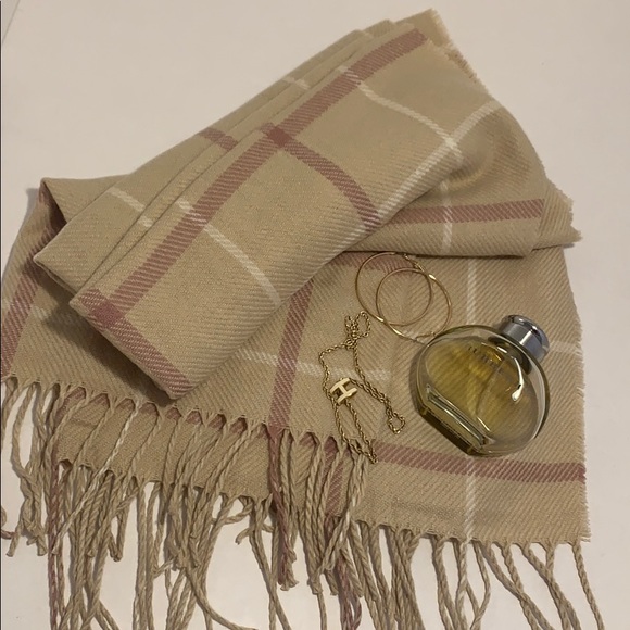 Brand NWT H&M Warm Long Shawl Wraps/Scarves - Picture 4 of 8